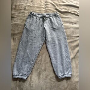 Capri sweatpants